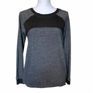 Calvin Klein Jeans Long Sleeve Pullover Sweater Size Medium